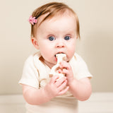Soothing Giraffe Teether with Organic Cotton Bag